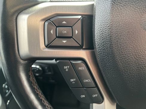 Used 2019 Ford F150 Platinum image 13