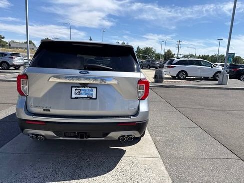 Used 2020 Ford Explorer Platinum w/ Premium Technology Package AWD/4WD image 8