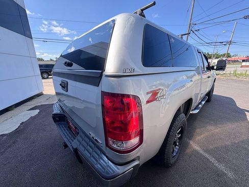 Used 2010 GMC Sierra 1500 SLE w/ Power Pack Plus AWD/4WD image 3
