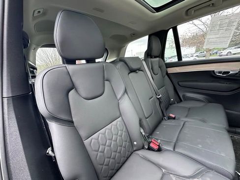 Used 2025 Volvo XC90 T8 Plus w/ Protection Package Premier image 9