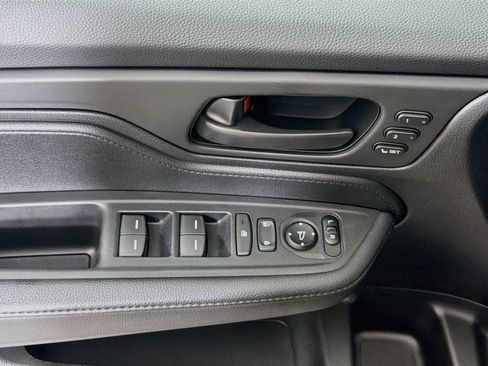 Used 2025 Honda Odyssey Sport-L image 15