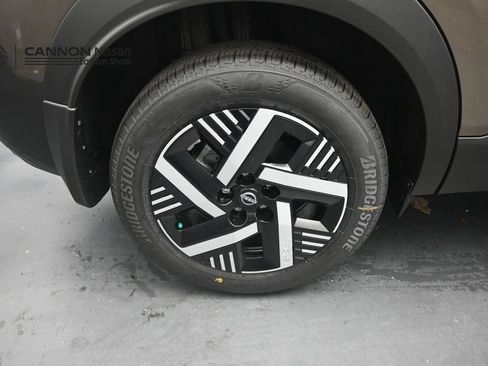 New 2026 Nissan Kicks SV w/ SV Premium Package FWD image 20