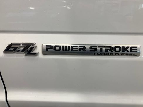 Used 2022 Ford F350 XL w/ Power Equipment Group image 10