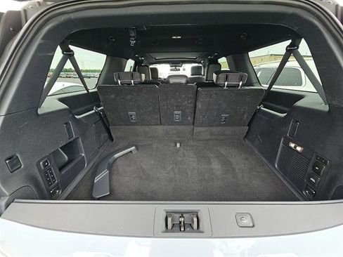 Used 2025 Ford Expedition Max Platinum w/ Stealth Appearance Package AWD/4WD image 9
