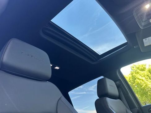 Used 2025 GMC Sierra 2500 AT4 w/ AT4 Premium Plus Package image 18