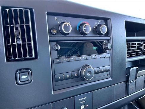 New 2026 Chevrolet Express 2500 w/ Driver Convenience Package RWD image 19