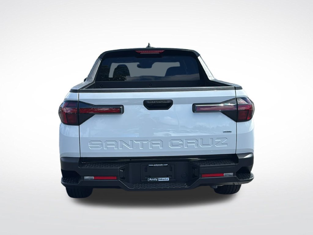 Used 2025 Hyundai Santa Cruz SE AWD/4WD image 6