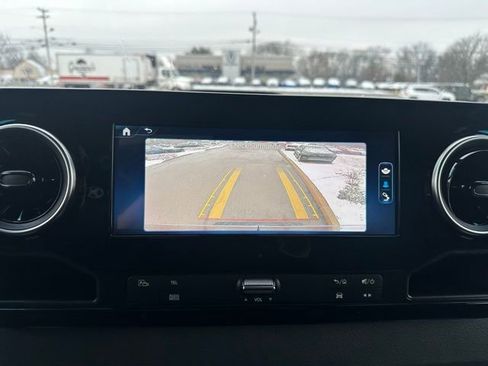 Used 2025 Mercedes-Benz Sprinter 2500 image 34