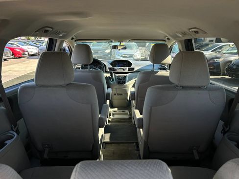 Used 2015 Honda Odyssey LX image 6