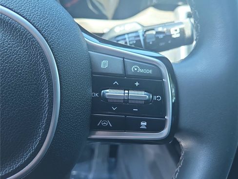 Certified 2021 Kia Sorento EX w/ Panoramic Sunroof Package AWD/4WD image 24