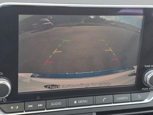 Used 2022 Nissan Altima 2.5 SV FWD image 18