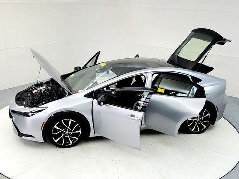 Used 2024 Toyota Prius Prime image 22