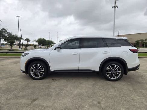 Certified 2026 INFINITI QX60 Pure w/ Cargo Package FWD image 3