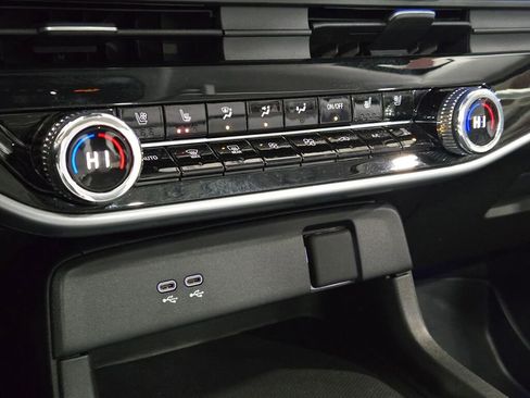 Used 2024 Honda Prologue Elite image 33