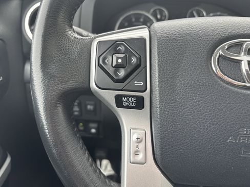 Used 2014 Toyota Tundra Platinum image 24