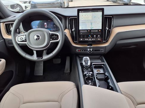 New 2026 Volvo XC60 B5 Plus w/ Protection Package Premier image 11