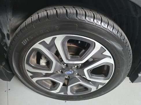 Certified 2023 Subaru Ascent Limited w/ Technology Package image 13