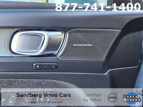 Certified 2023 Volvo XC40 B5 Ultimate w/ Protection Package Premier image 18