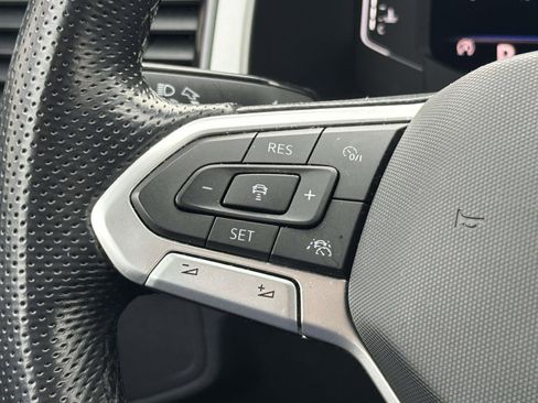 Certified 2023 Volkswagen Atlas Cross Sport SEL Premium R-Line image 23