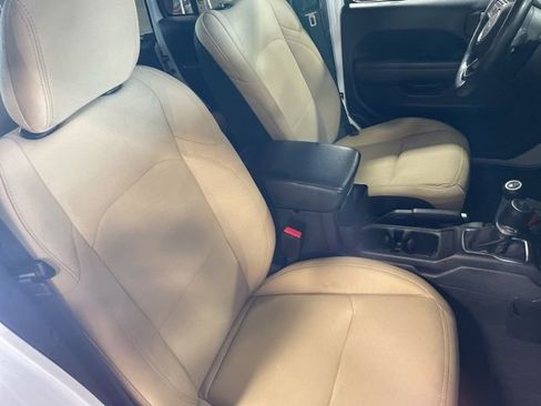 Used 2022 Jeep Wrangler Unlimited Sport image 59