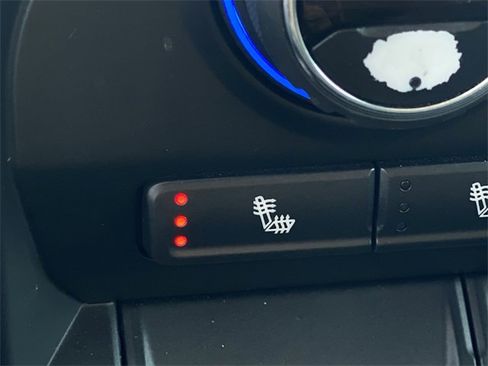 Used 2019 Chevrolet Silverado 1500 LT w/ All-Star Edition image 20