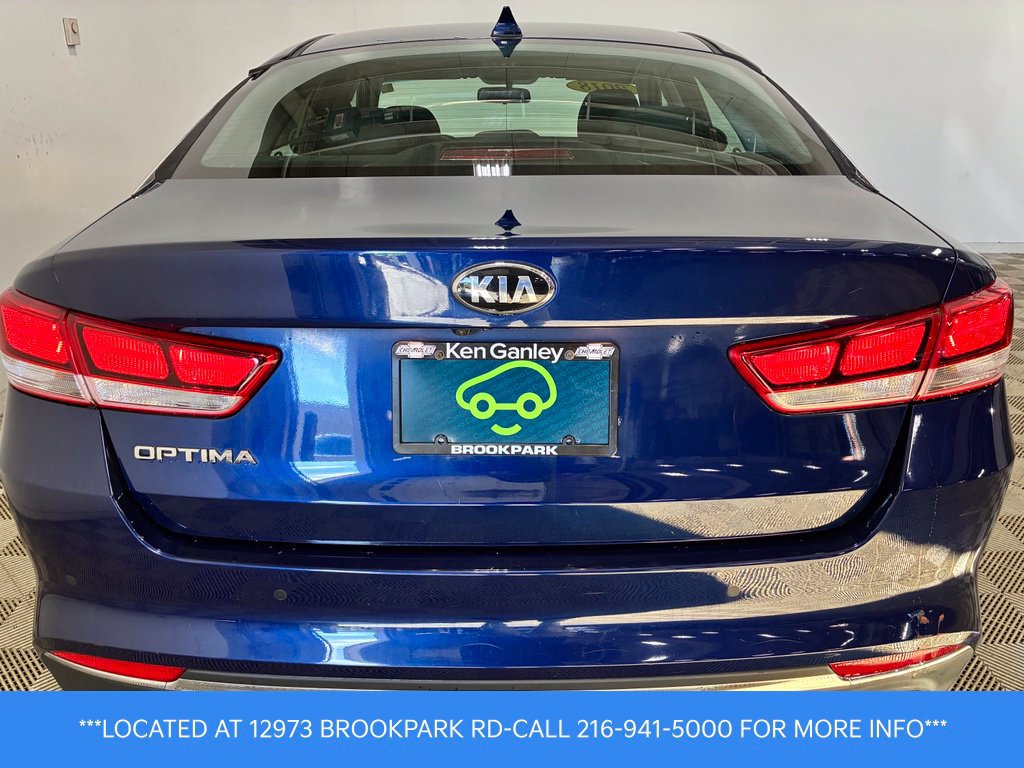 Used 2018 Kia Optima LX w/ 17" Alloy Wheels Package FWD image 6