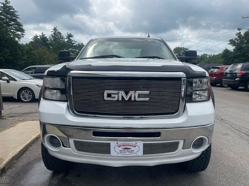 Used 2007 GMC Sierra 2500 SLE w/ SLE2 Audio Package AWD/4WD image 2
