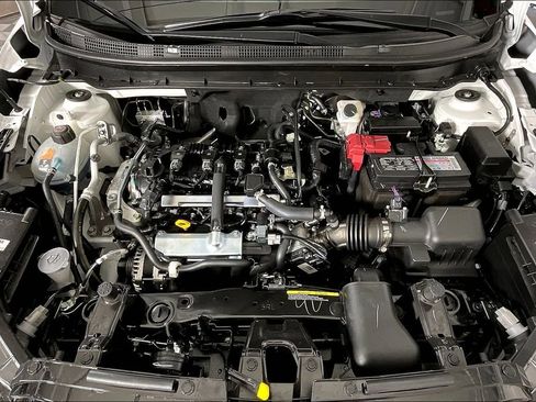 New 2025 Nissan Kicks Play S image 17