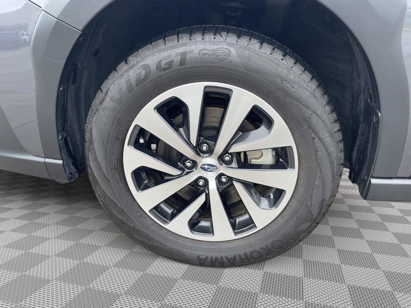 Used 2025 Subaru Outback Premium w/ Popular Package #1A AWD/4WD image 8