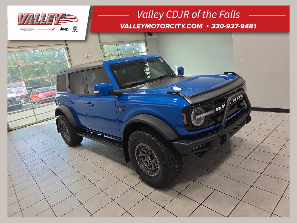 Used 2023 Ford Bronco Outer Banks AWD/4WD image 1
