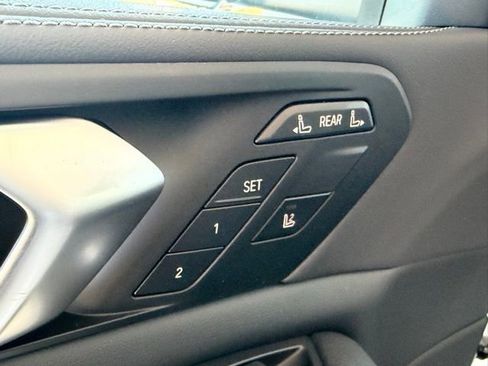 Used 2026 BMW X7 xDrive40i w/ Premium Package image 13