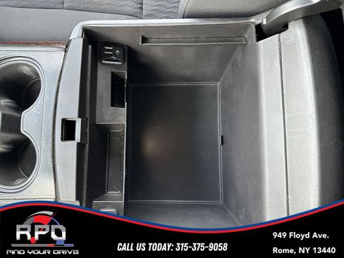 Used 2015 GMC Yukon SLE w/ Convenience Package AWD/4WD image 32