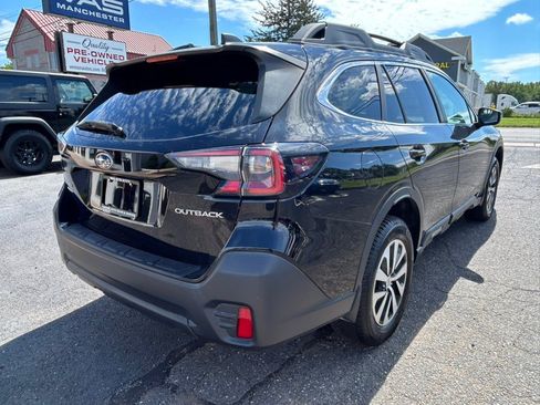 Used 2021 Subaru Outback Premium AWD/4WD image 5