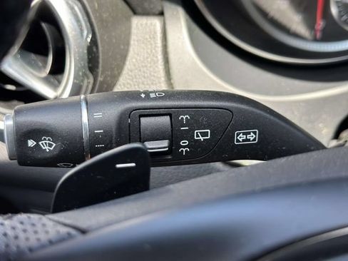 Used 2019 Mercedes-Benz GLA 250 4MATIC image 24