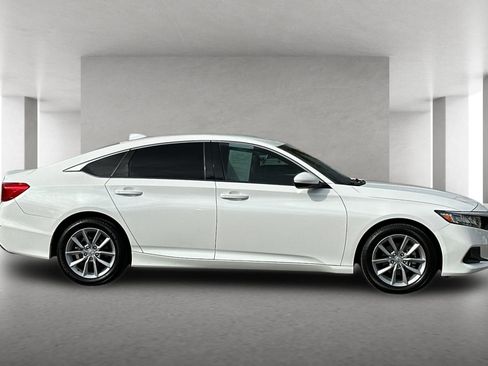 Used 2021 Honda Accord LX image 3
