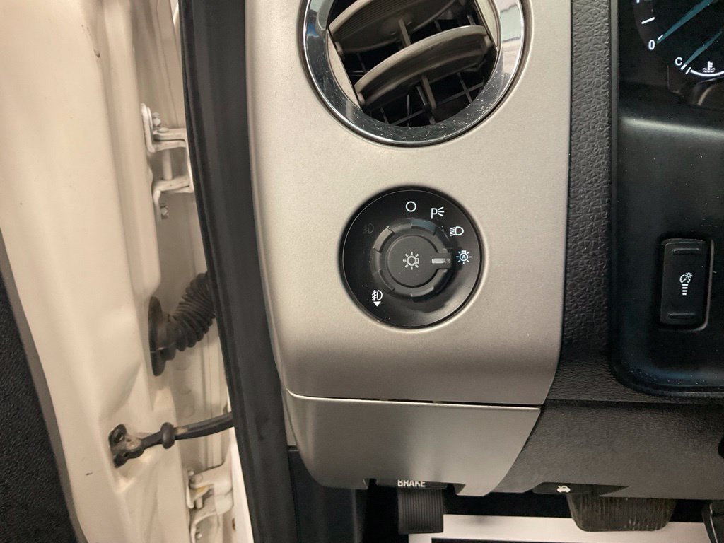 Used 2017 Ford Expedition EL XLT AWD/4WD image 16