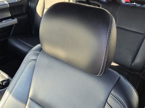 Used 2015 Ford F150 Lariat image 23