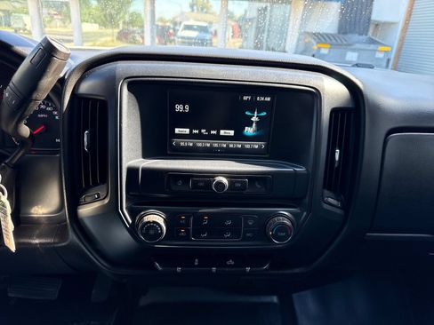 Used 2018 Chevrolet Silverado 3500 W/T RWD image 18