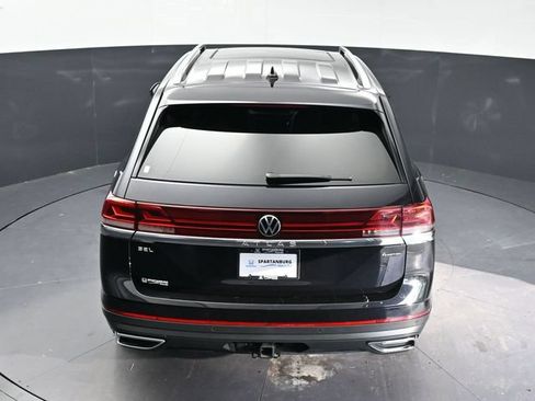 Used 2025 Volkswagen Atlas SEL AWD/4WD image 28