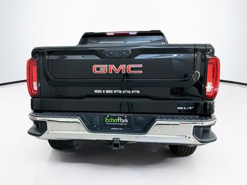 Used 2025 GMC Sierra 1500 SLT AWD/4WD image 7
