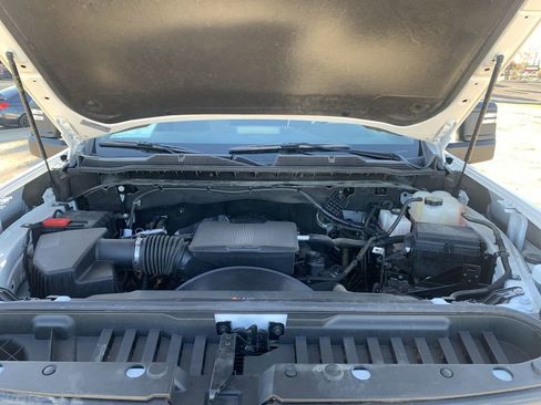 Used 2023 Chevrolet Silverado 3500 LT image 28