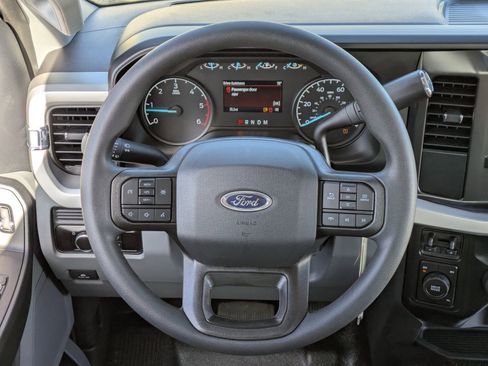 New 2026 Ford F550 4x4 Supercab Super Duty image 49