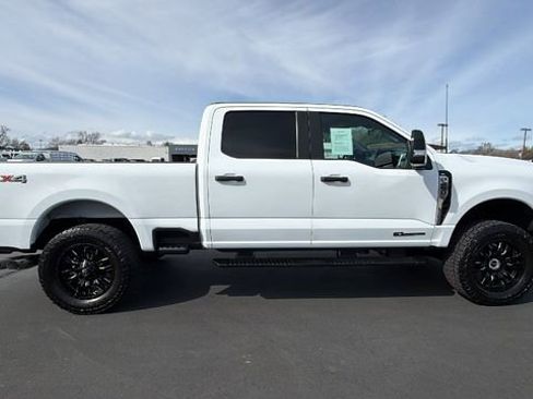 Used 2023 Ford F250 XL w/ XL Chrome Package image 3