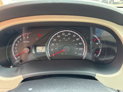 Used 2011 Toyota Sienna LE image 29