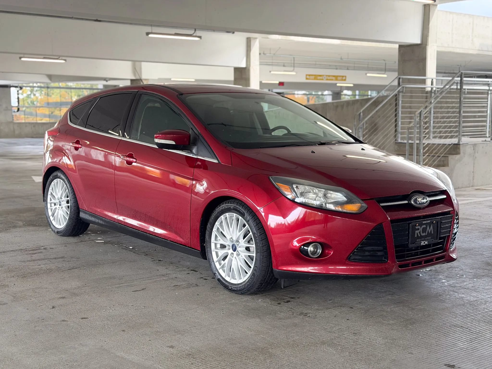Used 2014 Ford Focus Titanium FWD image 3