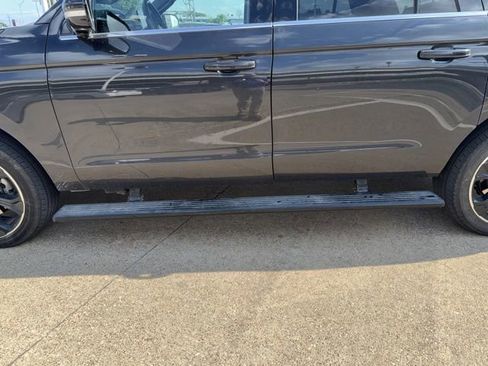 Used 2024 Ford Expedition Max Limited RWD image 8