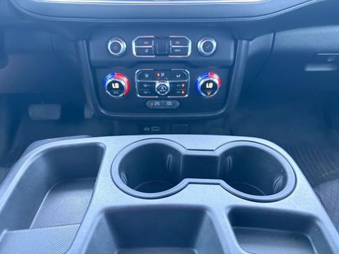 Used 2022 GMC Yukon XL SLE AWD/4WD image 19