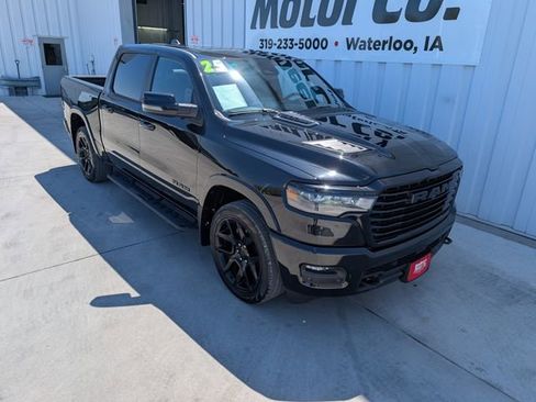 Used 2025 RAM 1500 Laramie w/ Night Edition AWD/4WD image 8