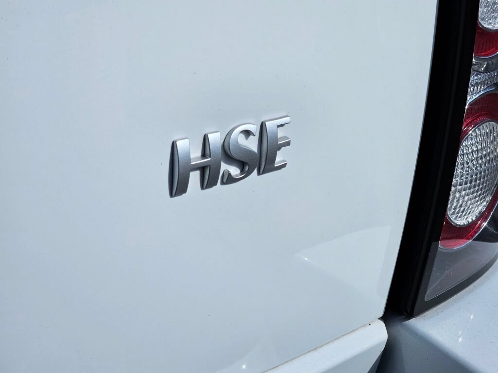 Used 2012 Land Rover Range Rover HSE AWD/4WD image 8