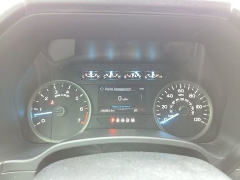 Certified 2019 Ford F150 XLT w/ Equipment Group 302A Luxury image 5